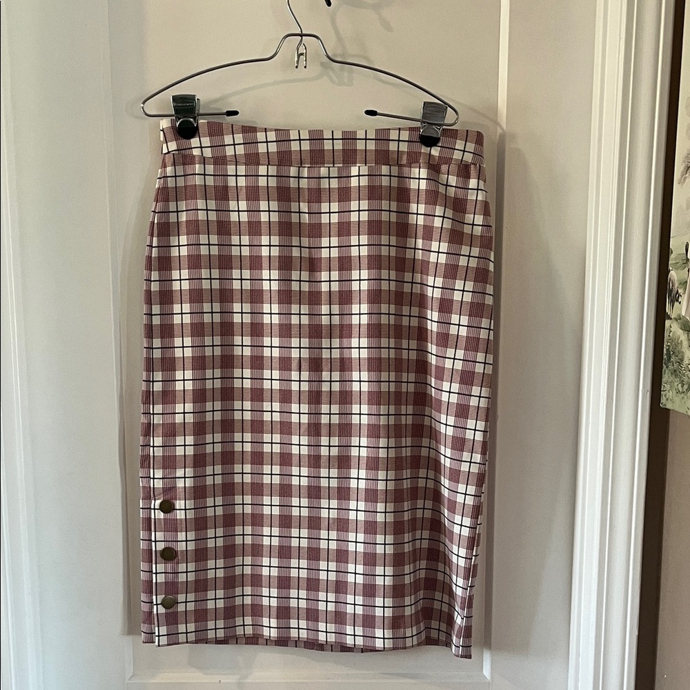 LAST CHANCE! Cato Mauve and Cream Plaid Pencil Skirt